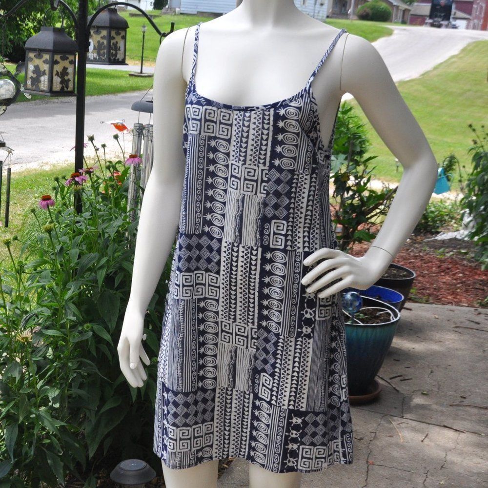 WEST INDIES. NWT  Adjustable Strap Sundress 100% Cotton. sz Medium